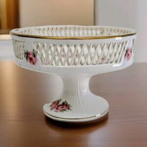 Max Roesler Reticulated Pink Roses Footed Gold Trim Pedestal Small Compote